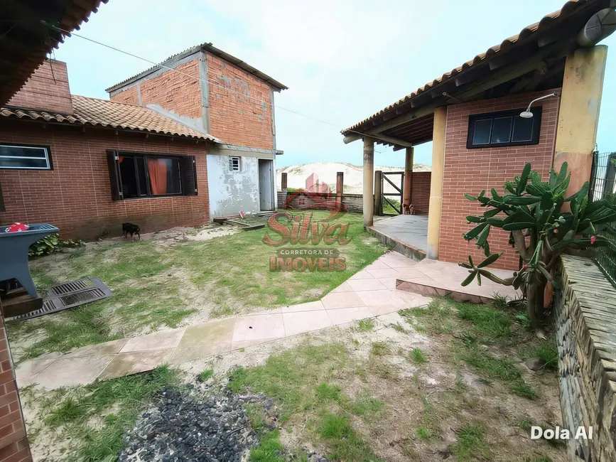 Foto 2 de Casa com 2 quartos à venda em Imbe - RS