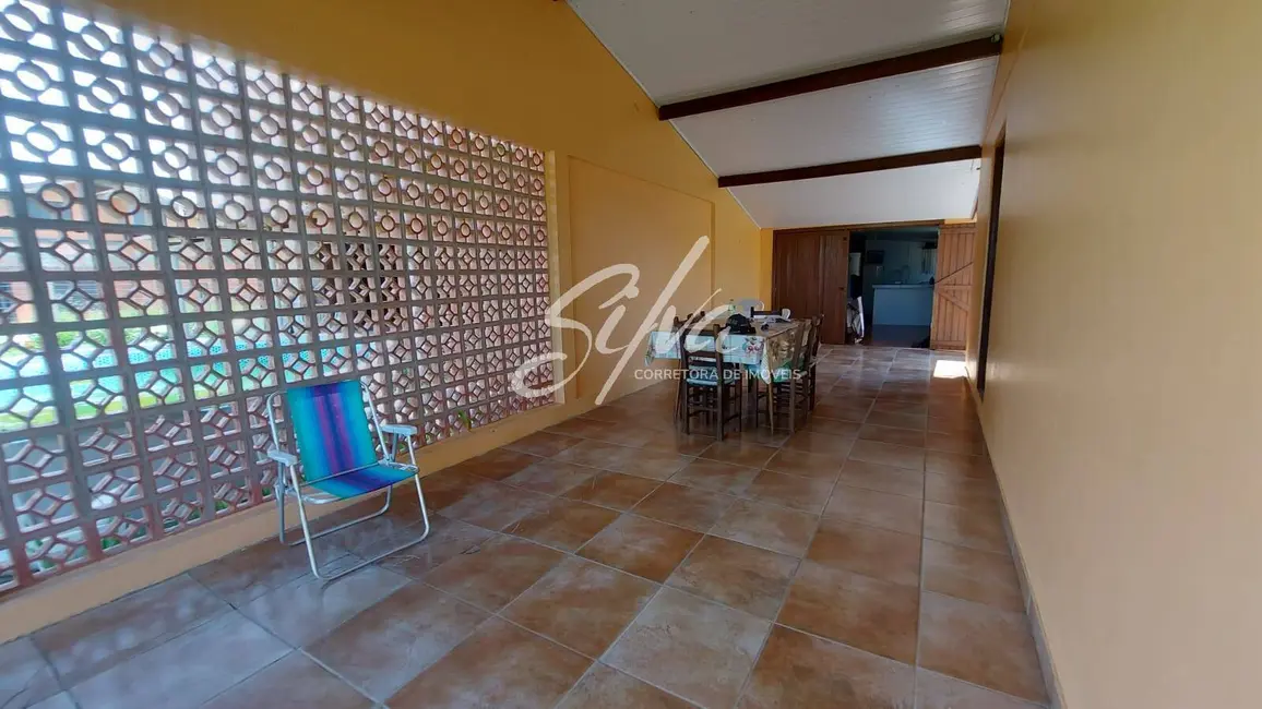 Foto 6 de Casa à venda, 300m2 em Imbe - RS