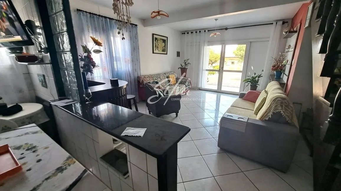 Casa com 5 quartos à venda em Imbe - RS - imagem 3 Foto 3 de Casa com 5 quartos à venda em Imbe - RS