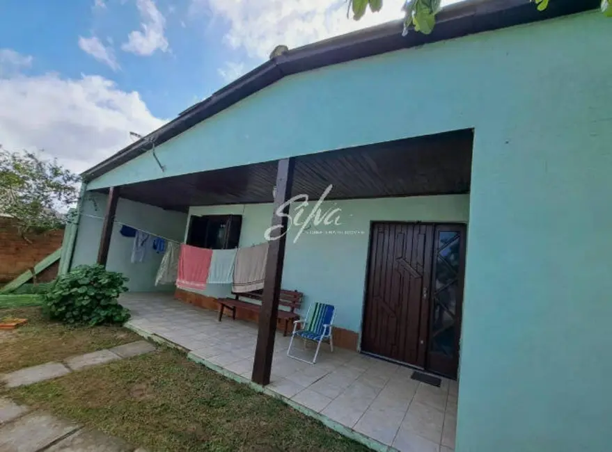 Foto 1 de Casa com 4 quartos à venda em Imbe - RS