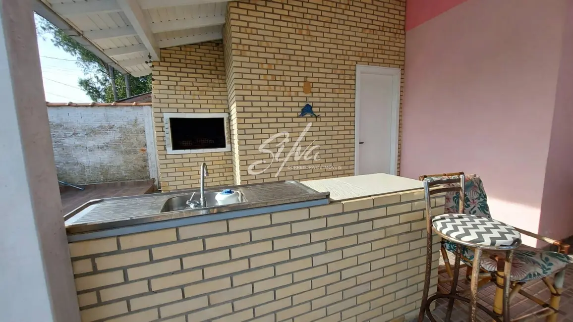 Foto 9 de Casa com 4 quartos à venda, 300m2 em Imbe - RS