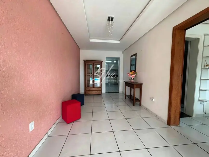 Foto 5 de Casa com 4 quartos à venda, 300m2 em Imbe - RS