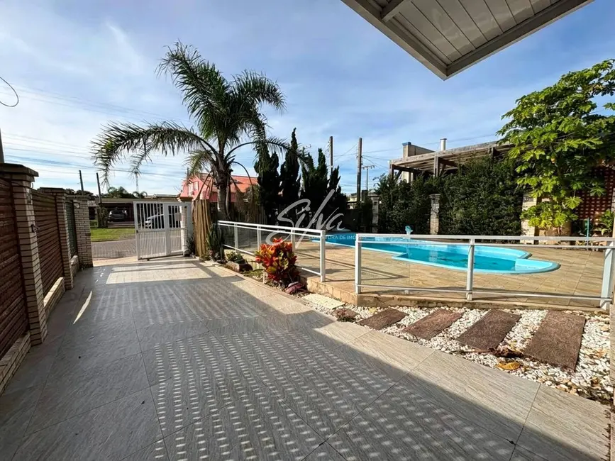 Foto 2 de Casa com 4 quartos à venda, 300m2 em Imbe - RS
