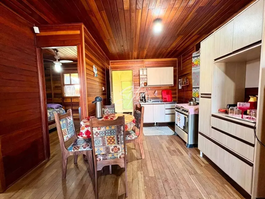 Foto 5 de Casa com 5 quartos à venda, 300m2 em Imbe - RS