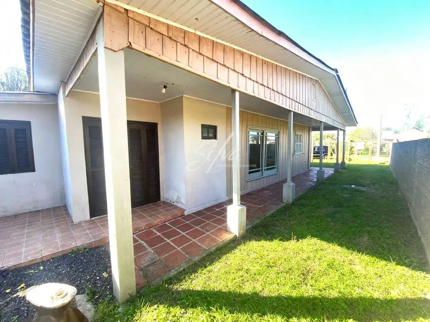Foto 1 de Casa com 4 quartos à venda em Imbe - RS