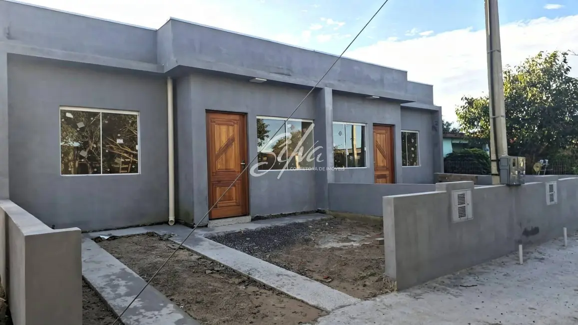 Foto 1 de Casa com 2 quartos à venda, 75m2 em Imbe - RS