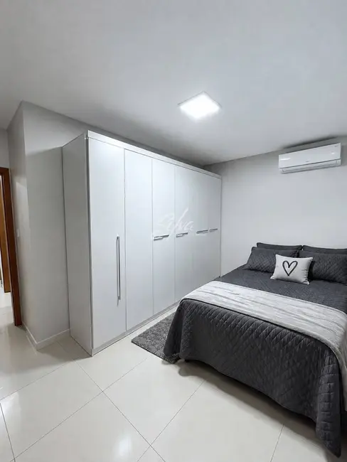 Foto 6 de Casa com 2 quartos à venda, 150m2 em Tramandai - RS