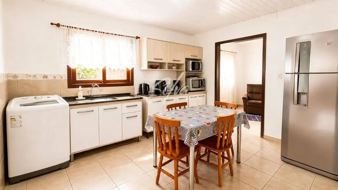 Foto 2 de Casa com 3 quartos à venda, 163m2 em Imbe - RS