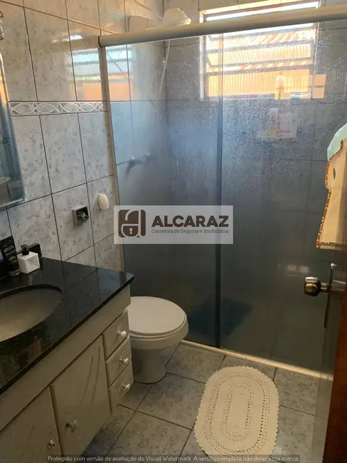 Casa com 3 quartos para alugar, 250m2 em Chácaras Rurais Santa Maria, Jacarei - SP - imagem 7 Foto 7 de Casa com 3 quartos para alugar, 250m2 em Chácaras Rurais Santa Maria, Jacarei - SP