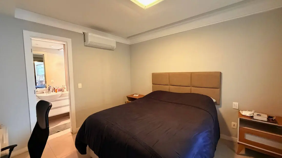 Apartamento com 4 quartos à venda, 180m2 em Praia da Costa, Vila Velha - ES - imagem 8 Foto 8 de Apartamento com 4 quartos à venda, 180m2 em Praia da Costa, Vila Velha - ES