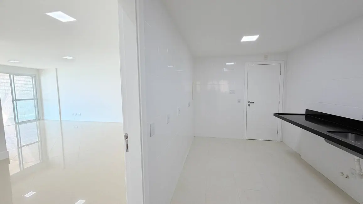 Foto 8 de Apartamento com 4 quartos à venda, 220m2 em Vila Velha - ES