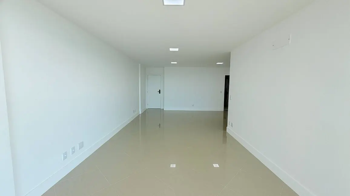 Foto 4 de Apartamento com 4 quartos à venda, 220m2 em Vila Velha - ES