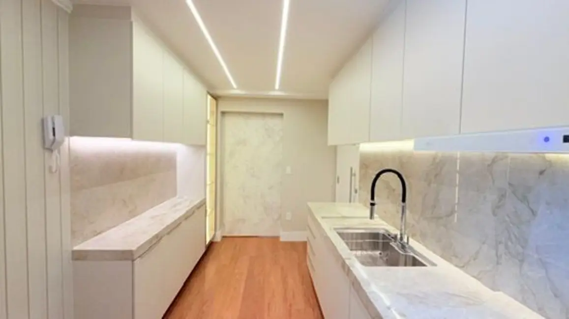 Apartamento com 4 quartos à venda, 190m2 em Praia da Costa, Vila Velha - ES - imagem 9 Foto 9 de Apartamento com 4 quartos à venda, 190m2 em Praia da Costa, Vila Velha - ES