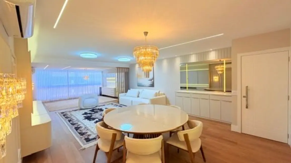 Apartamento com 4 quartos à venda, 190m2 em Praia da Costa, Vila Velha - ES - imagem 2 Foto 2 de Apartamento com 4 quartos à venda, 190m2 em Praia da Costa, Vila Velha - ES