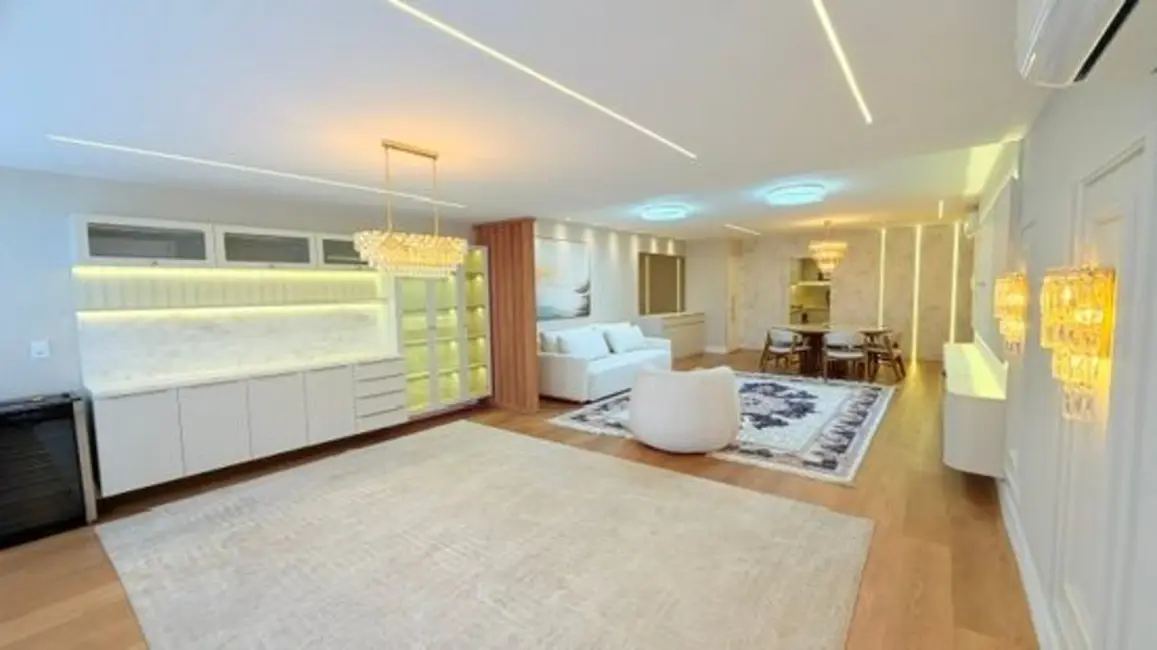Apartamento com 4 quartos à venda, 190m2 em Praia da Costa, Vila Velha - ES - imagem 4 Foto 4 de Apartamento com 4 quartos à venda, 190m2 em Praia da Costa, Vila Velha - ES
