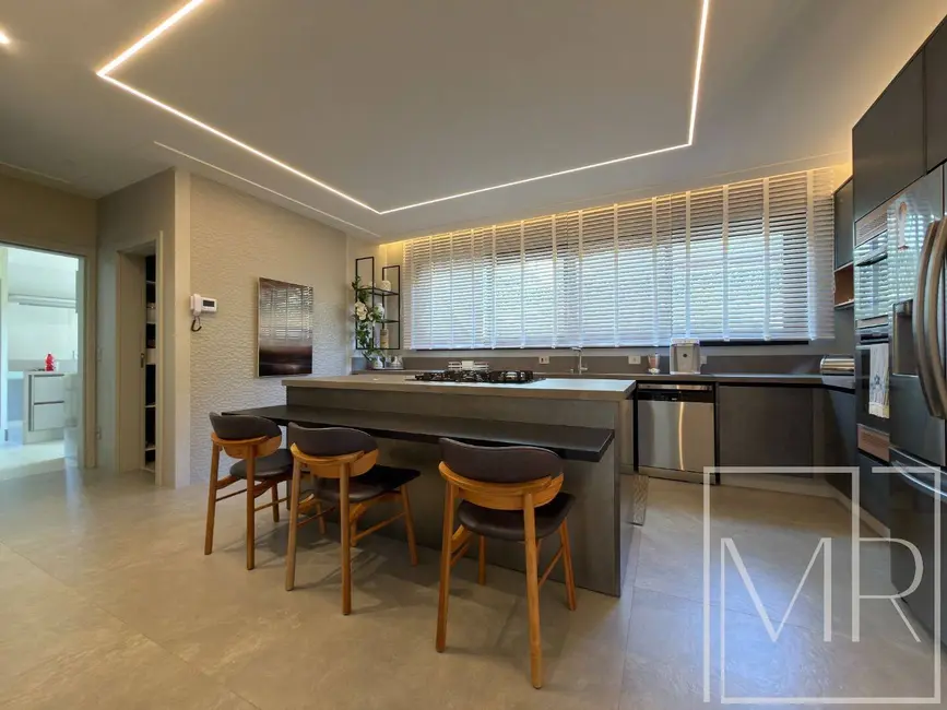 Casa com 5 quartos à venda, 800m2 em Atibaia Jardim, Atibaia - SP - imagem 6 Foto 6 de Casa com 5 quartos à venda, 800m2 em Atibaia Jardim, Atibaia - SP