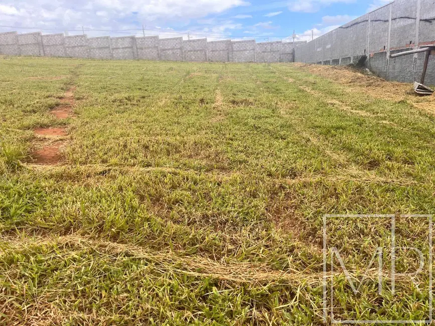 Foto 1 de Terreno / Lote à venda, 900m2 em Bairro dos Pires, Atibaia - SP