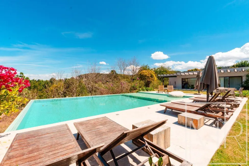 Foto 9 de Casa com 6 quartos à venda, 3087m2 em Mato Dentro, Atibaia - SP