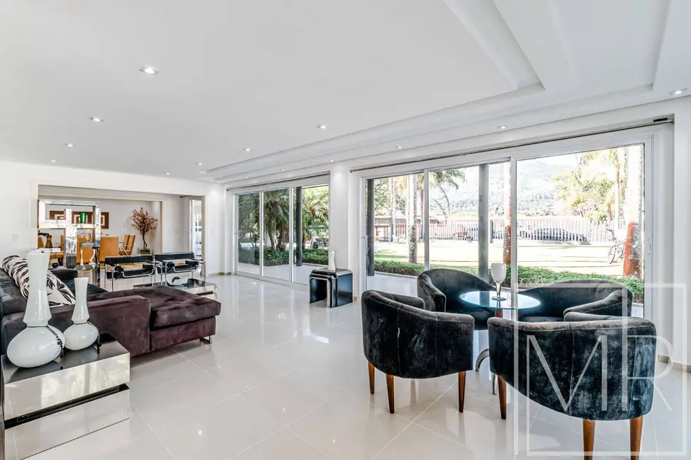 Casa de Condomínio com 4 quartos à venda, 2238m2 em CTB, Atibaia - SP - imagem 9 Foto 9 de Casa de Condomínio com 4 quartos à venda, 2238m2 em CTB, Atibaia - SP
