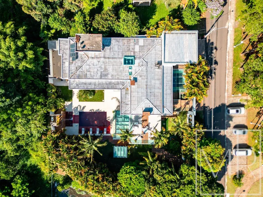 Casa com 7 quartos à venda, 1432m2 em Cachoeira, Atibaia - SP - imagem 9 Foto 9 de Casa com 7 quartos à venda, 1432m2 em Cachoeira, Atibaia - SP