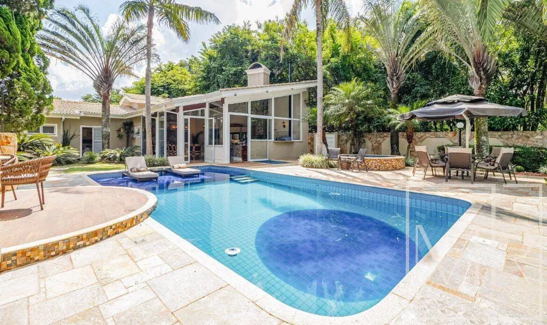 Foto 6 de Casa com 8 quartos à venda, 2600m2 em Cachoeira, Atibaia - SP