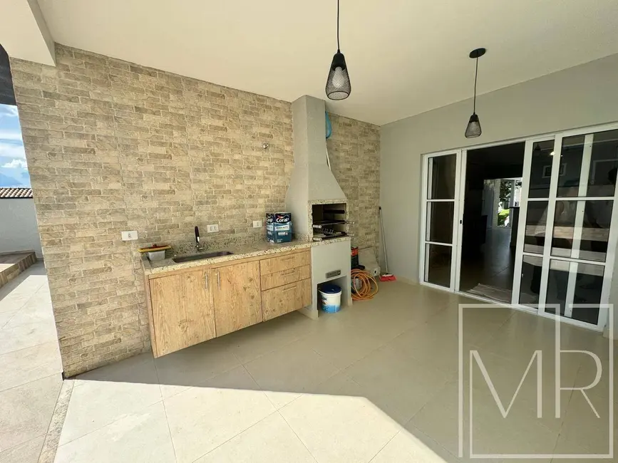 Foto 4 de Casa de Condomínio com 3 quartos à venda, 300m2 em Casas Populares, Atibaia - SP