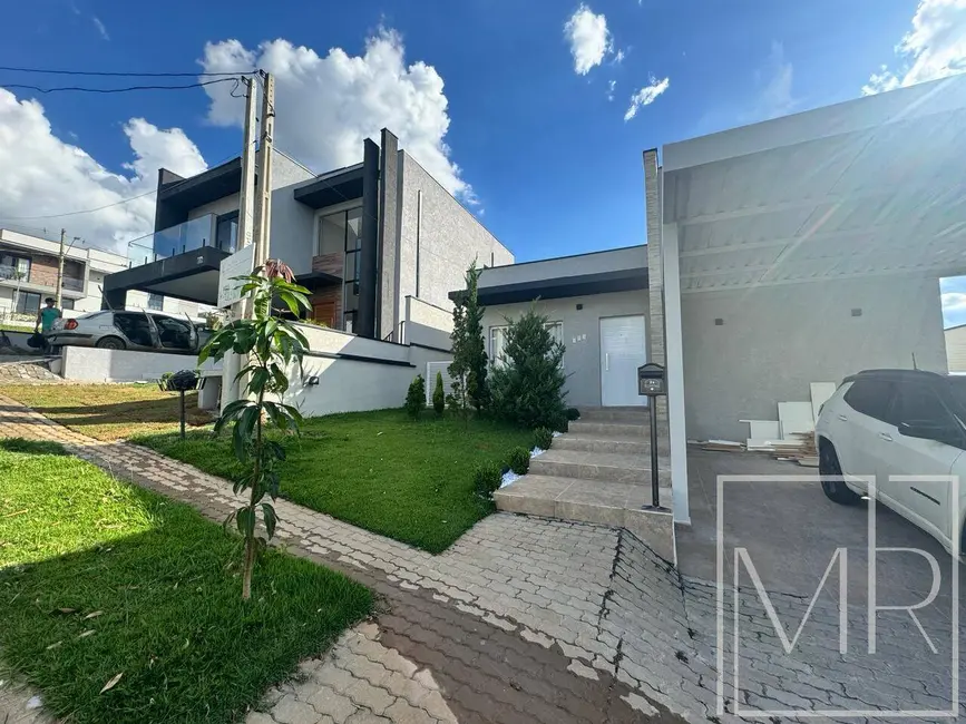Foto 1 de Casa de Condomínio com 3 quartos à venda, 300m2 em Casas Populares, Atibaia - SP