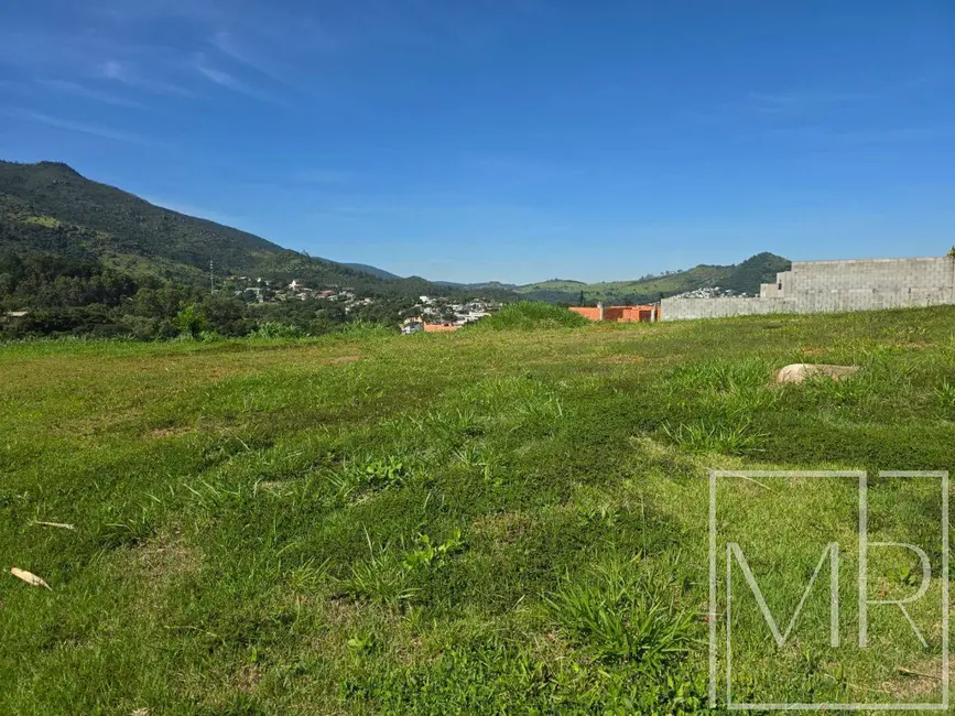 Foto 1 de Terreno / Lote à venda, 825m2 em San Fernando Valley, Atibaia - SP