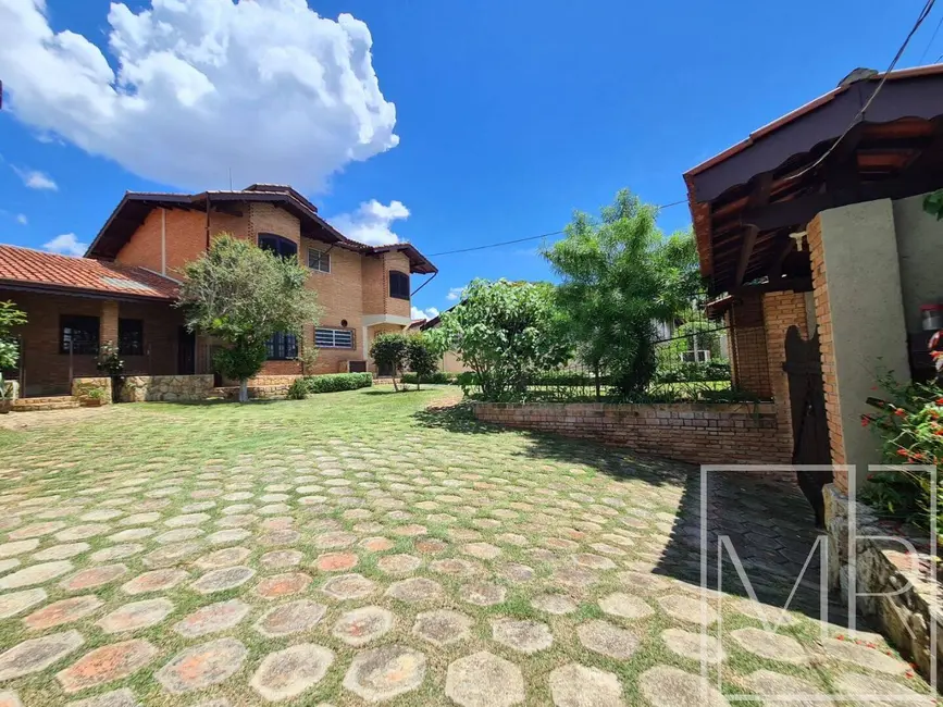 Foto 2 de Casa com 3 quartos à venda, 720m2 em Loteamento Loanda, Atibaia - SP