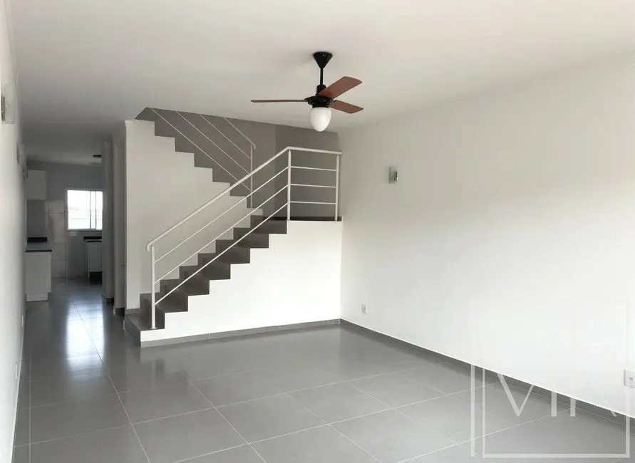 Foto 2 de Casa com 3 quartos à venda, 182m2 em Jardim Brogotá, Atibaia - SP