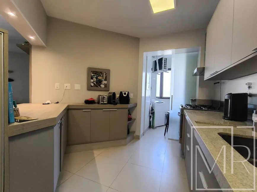 Foto 6 de Apartamento com 3 quartos à venda, 136m2 em Riviera de São Lourenço, Bertioga - SP