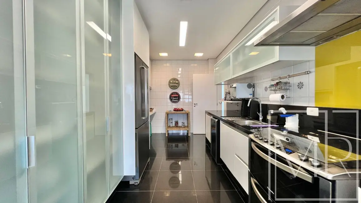 Foto 8 de Apartamento com 4 quartos à venda, 252m2 em Riviera de São Lourenço, Bertioga - SP