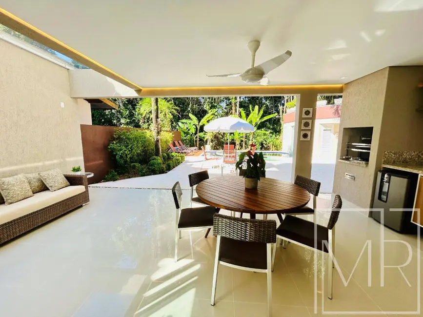 Foto 2 de Casa com 5 quartos à venda, 285m2 em Riviera de São Lourenço, Bertioga - SP