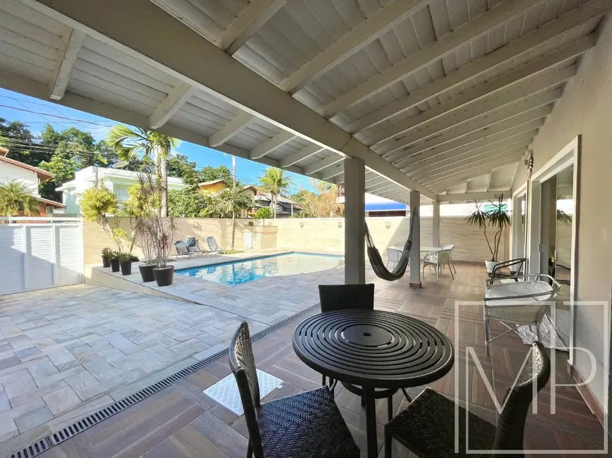 Foto 9 de Casa com 4 quartos à venda, 400m2 em Riviera de São Lourenço, Bertioga - SP