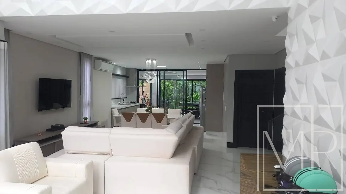 Casa com 5 quartos à venda, 360m2 em Riviera de São Lourenço, Bertioga - SP - imagem 2 Foto 2 de Casa com 5 quartos à venda, 360m2 em Riviera de São Lourenço, Bertioga - SP