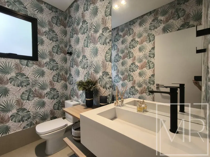 Casa com 5 quartos à venda, 500m2 em Riviera de São Lourenço, Bertioga - SP - imagem 4 Foto 4 de Casa com 5 quartos à venda, 500m2 em Riviera de São Lourenço, Bertioga - SP