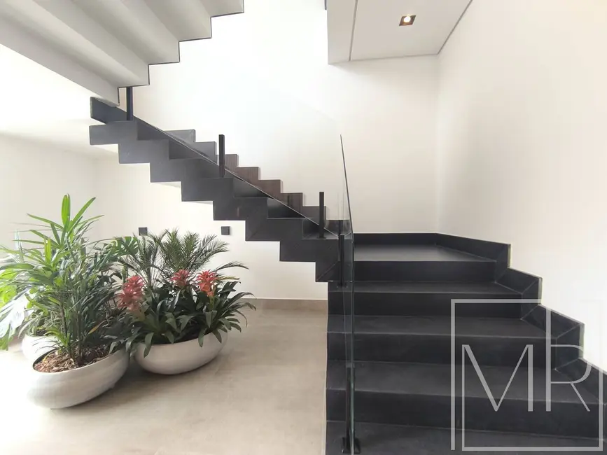 Foto 3 de Casa com 6 quartos à venda, 600m2 em Riviera de São Lourenço, Bertioga - SP