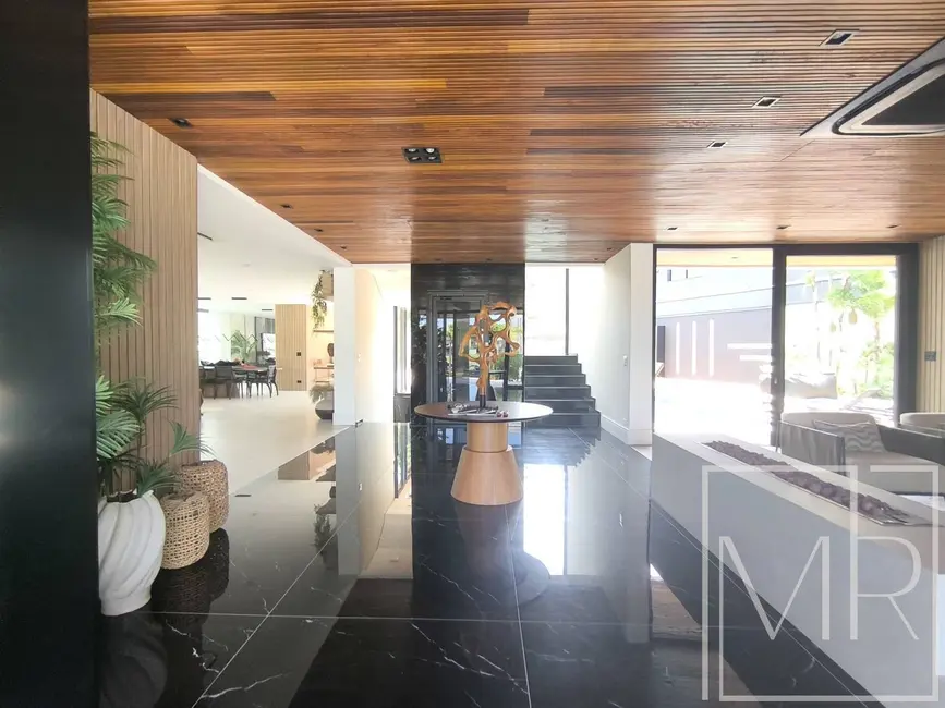 Foto 4 de Casa com 7 quartos à venda, 1289m2 em Riviera de São Lourenço, Bertioga - SP