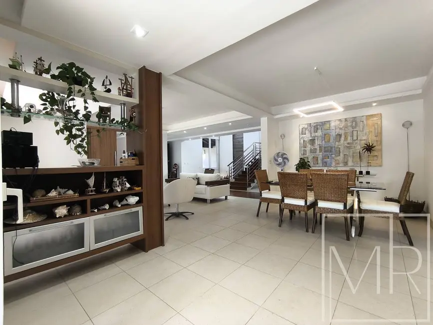 Casa com 4 quartos à venda, 504m2 em Riviera de São Lourenço, Bertioga - SP - imagem 9 Foto 9 de Casa com 4 quartos à venda, 504m2 em Riviera de São Lourenço, Bertioga - SP