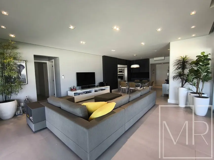 Foto 5 de Apartamento com 5 quartos à venda, 252m2 em Riviera de São Lourenço, Bertioga - SP