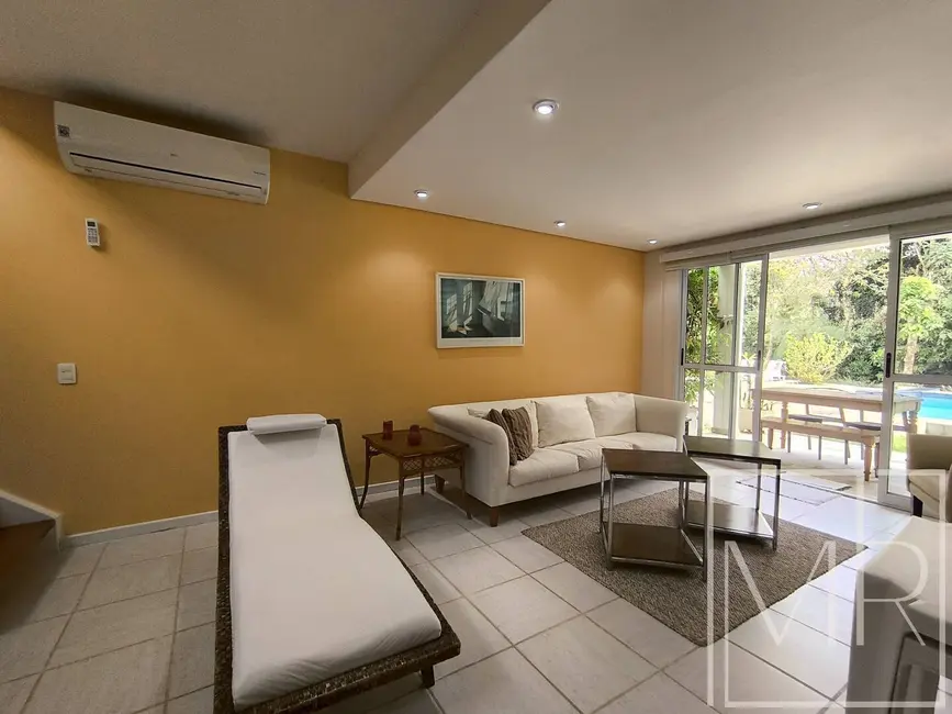Foto 2 de Casa com 3 quartos à venda, 138m2 em Riviera de São Lourenço, Bertioga - SP