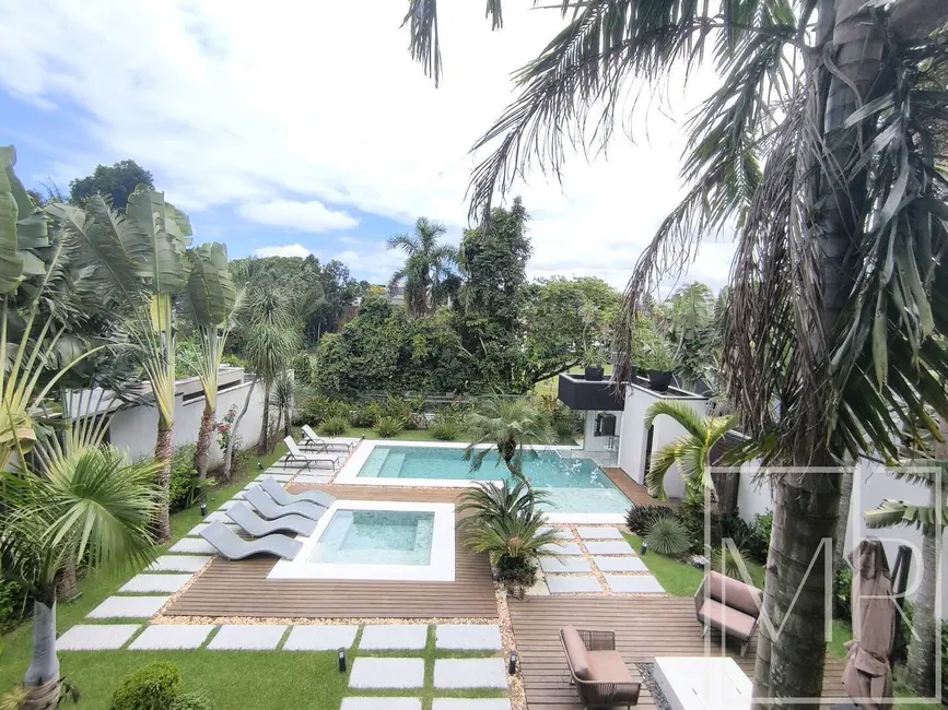 Foto 2 de Casa com 5 quartos à venda, 485m2 em Riviera de São Lourenço, Bertioga - SP