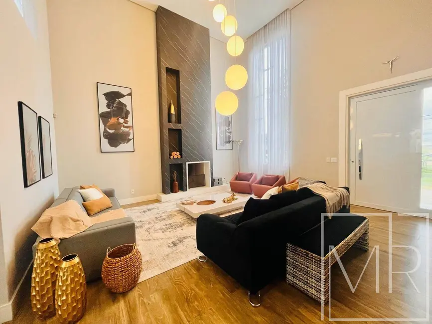 Casa com 4 quartos à venda, 400m2 em Atibaia - SP - imagem 4 Foto 4 de Casa com 4 quartos à venda, 400m2 em Atibaia - SP