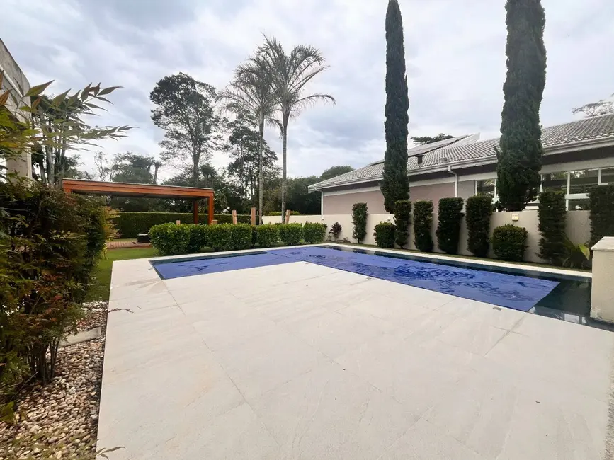 Casa com 4 quartos à venda e para alugar, 570m2 em Chácara Brisa da serra, Atibaia - SP - imagem 2 Foto 2 de Casa com 4 quartos à venda e para alugar, 570m2 em Chácara Brisa da serra, Atibaia - SP