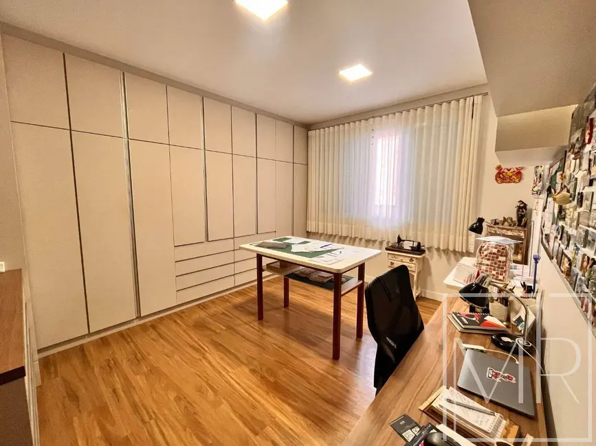 Foto 8 de Casa de Condomínio com 3 quartos à venda, 398m2 em Chácara Brisa da serra, Atibaia - SP