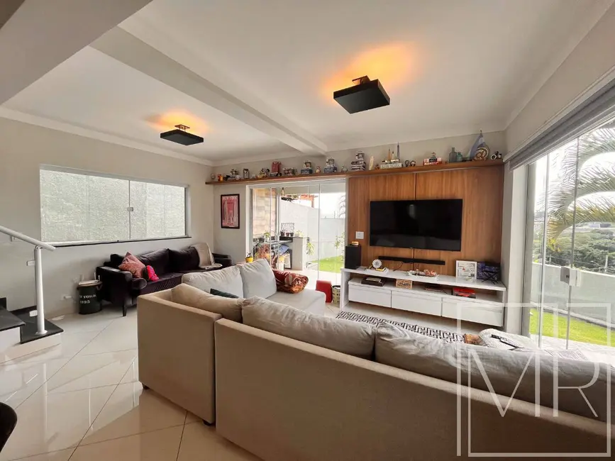 Foto 4 de Casa com 4 quartos à venda, 209m2 em Jardim Jaraguá, Atibaia - SP
