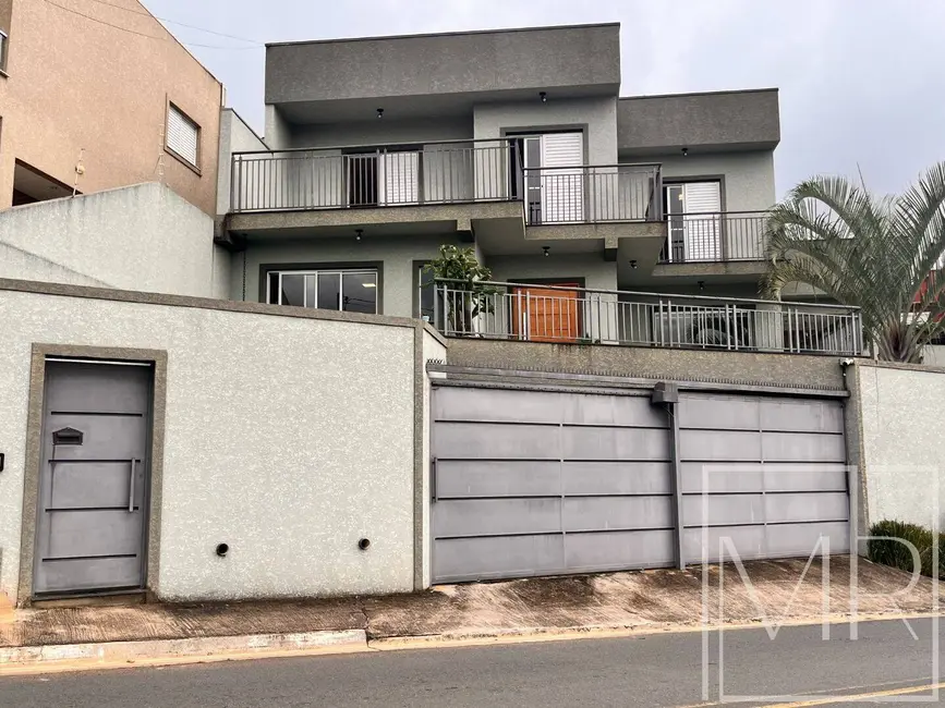 Foto 1 de Casa com 4 quartos à venda, 209m2 em Jardim Jaraguá, Atibaia - SP