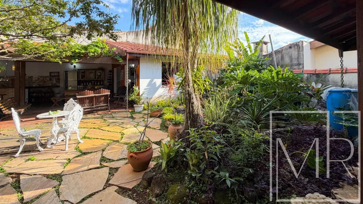 Foto 9 de Casa com 4 quartos à venda, 335m2 em Jardim do Lago, Atibaia - SP