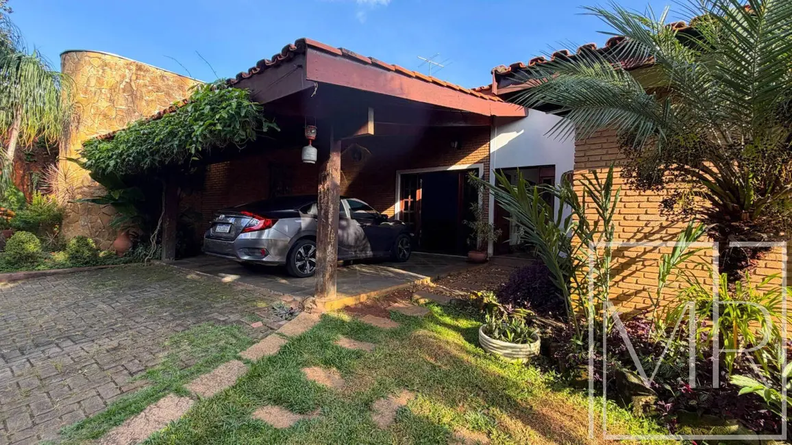 Foto 6 de Casa com 4 quartos à venda, 335m2 em Jardim do Lago, Atibaia - SP