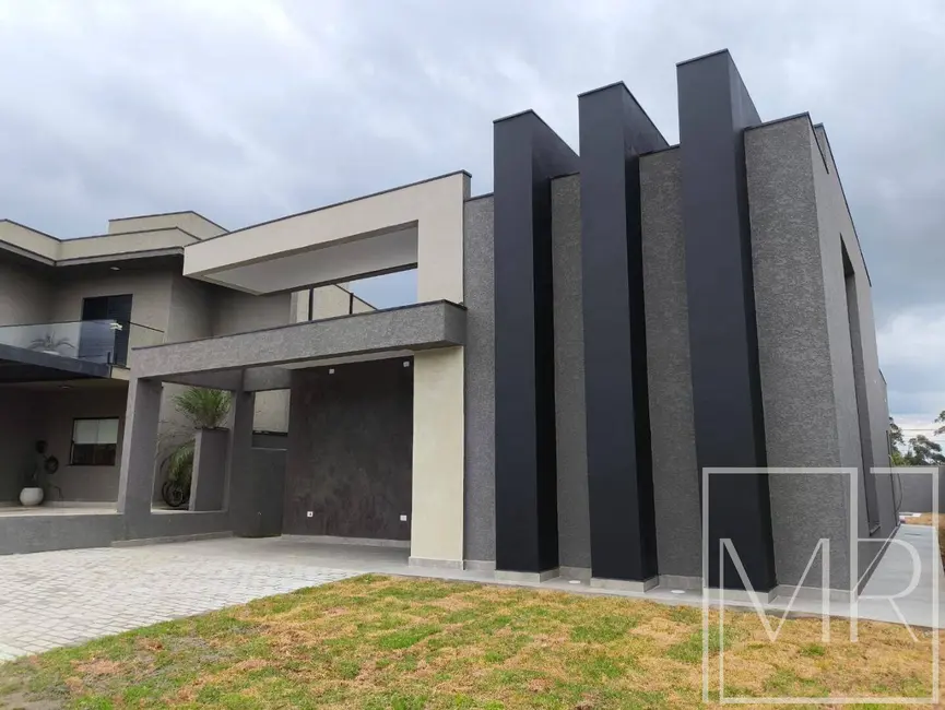 Foto 2 de Casa com 3 quartos à venda, 146m2 em Rio Abaixo, Atibaia - SP